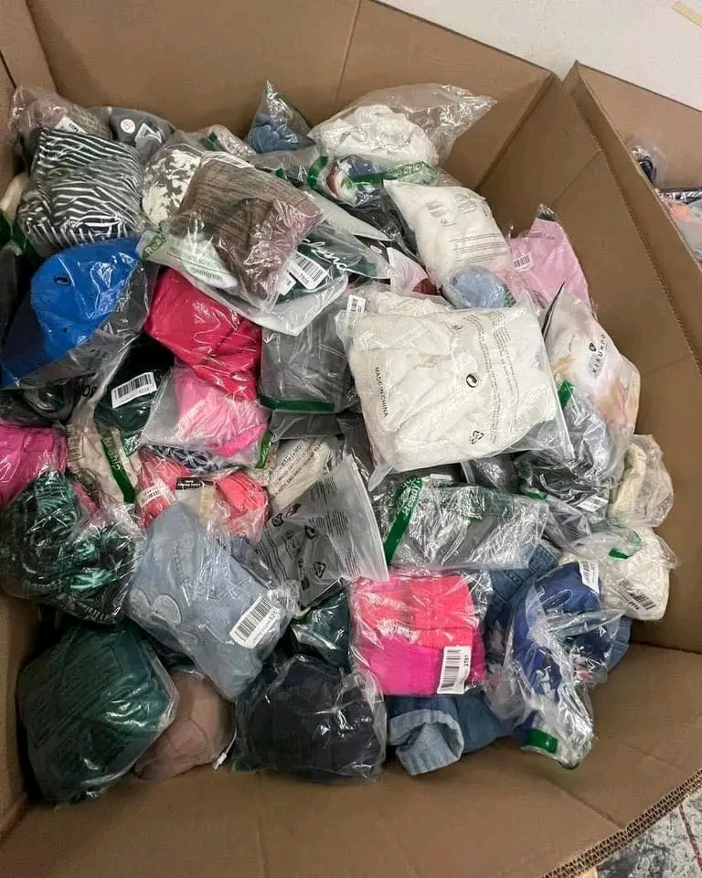 mixed children, women and men clothing pallets mixed children, women and men clothing pallets