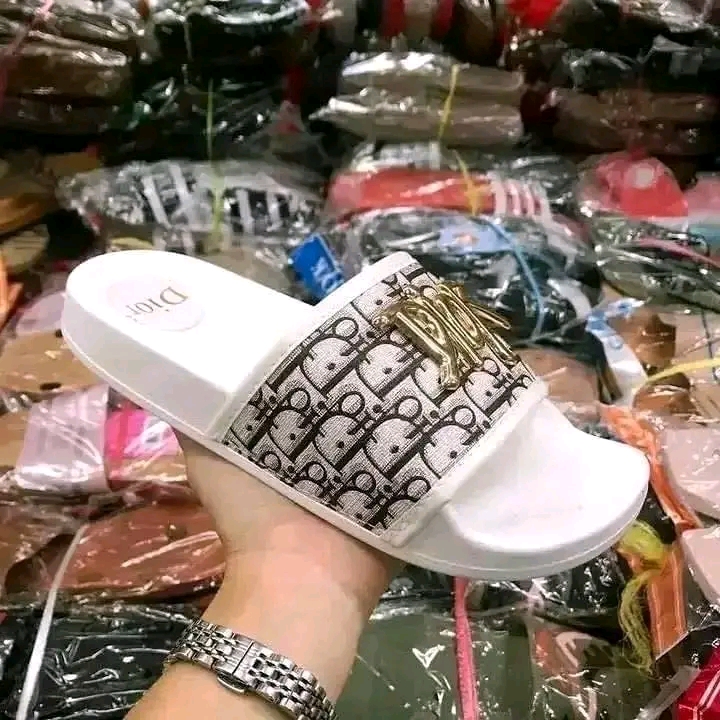 new sandalsfor for both women and men new sandalsfor for both women and men