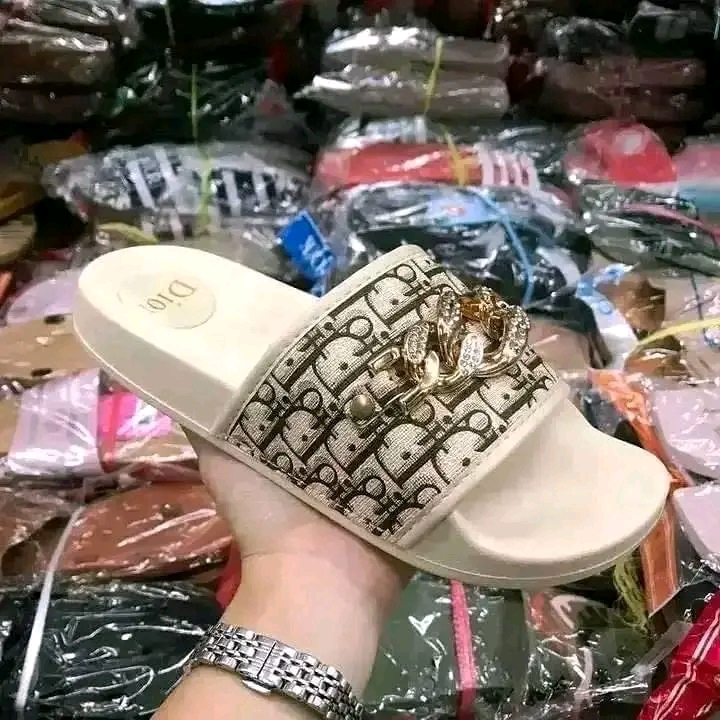 new sandalsfor for both women and men new sandalsfor for both women and men