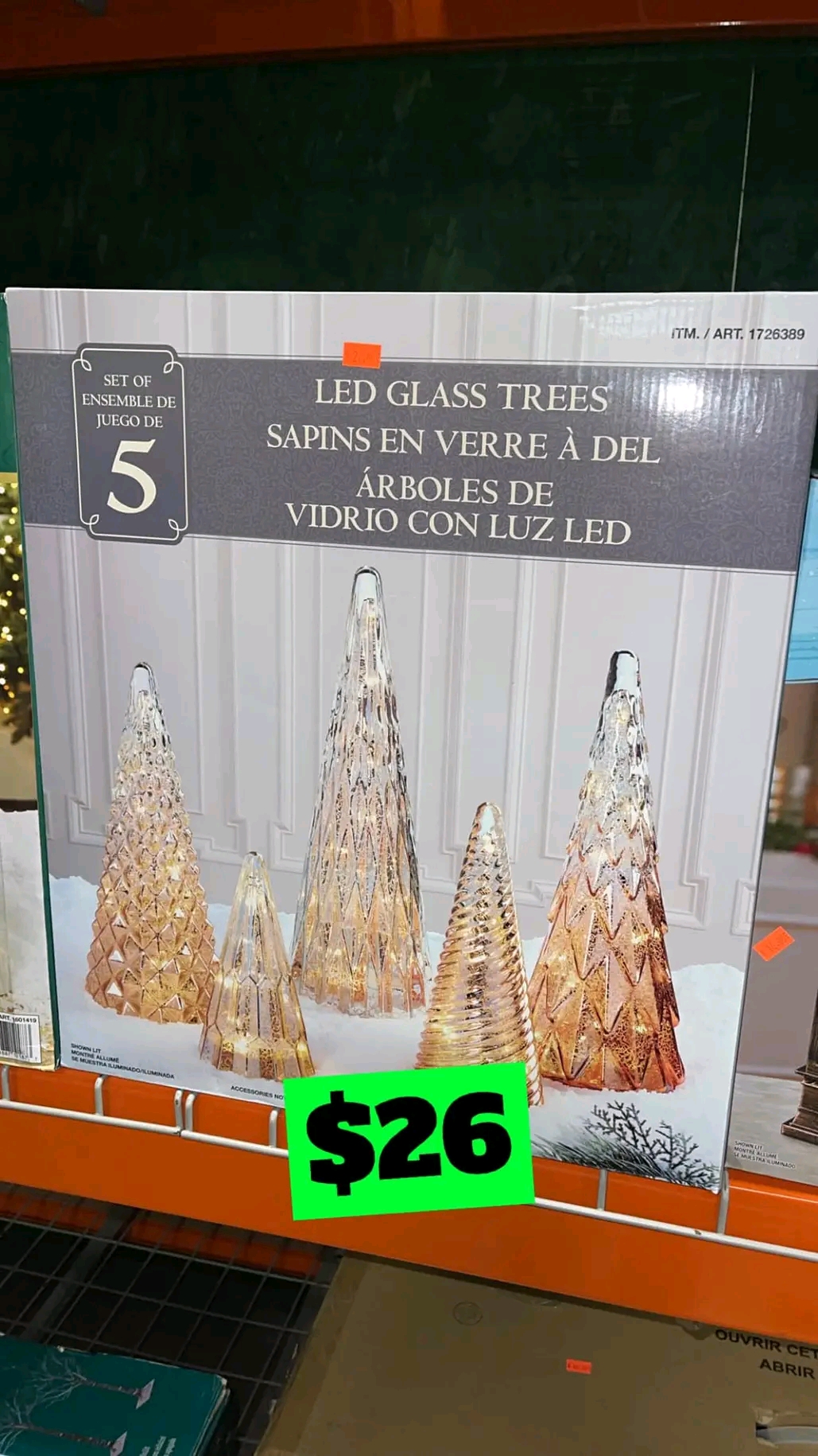 mixed pallets of household utensils,furnitures,christmas trees,decorations and more… mixed pallets of household utensils,furnitures,christmas trees,decorations and more…