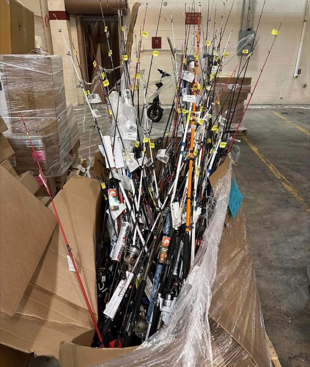 fishing gear liquidation pallets | wholesale fishing gear pallets fishing gear liquidation pallets | wholesale fishing gear pallets