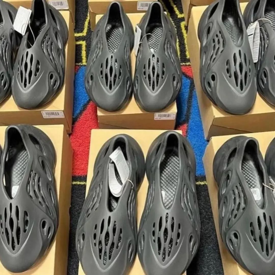 adidas yeezy foam runners pallets adidas yeezy foam runners pallets