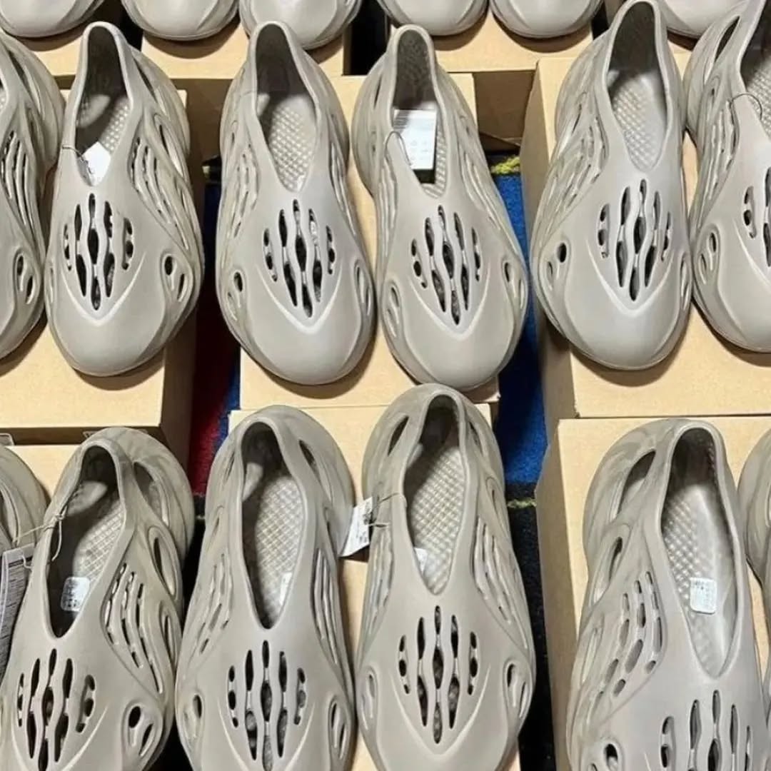 adidas yeezy foam runners pallets adidas yeezy foam runners pallets