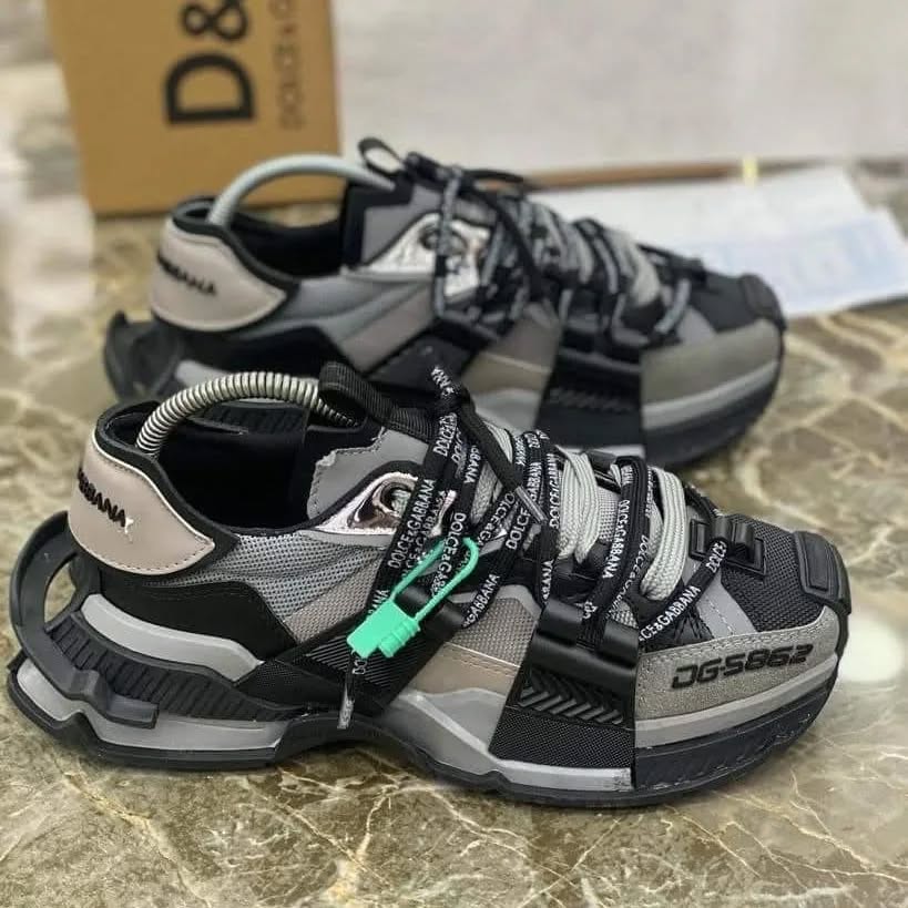 authentic dolce & gabbana sneaker pallet – wholesale authentic dolce & gabbana sneaker pallet – wholesale