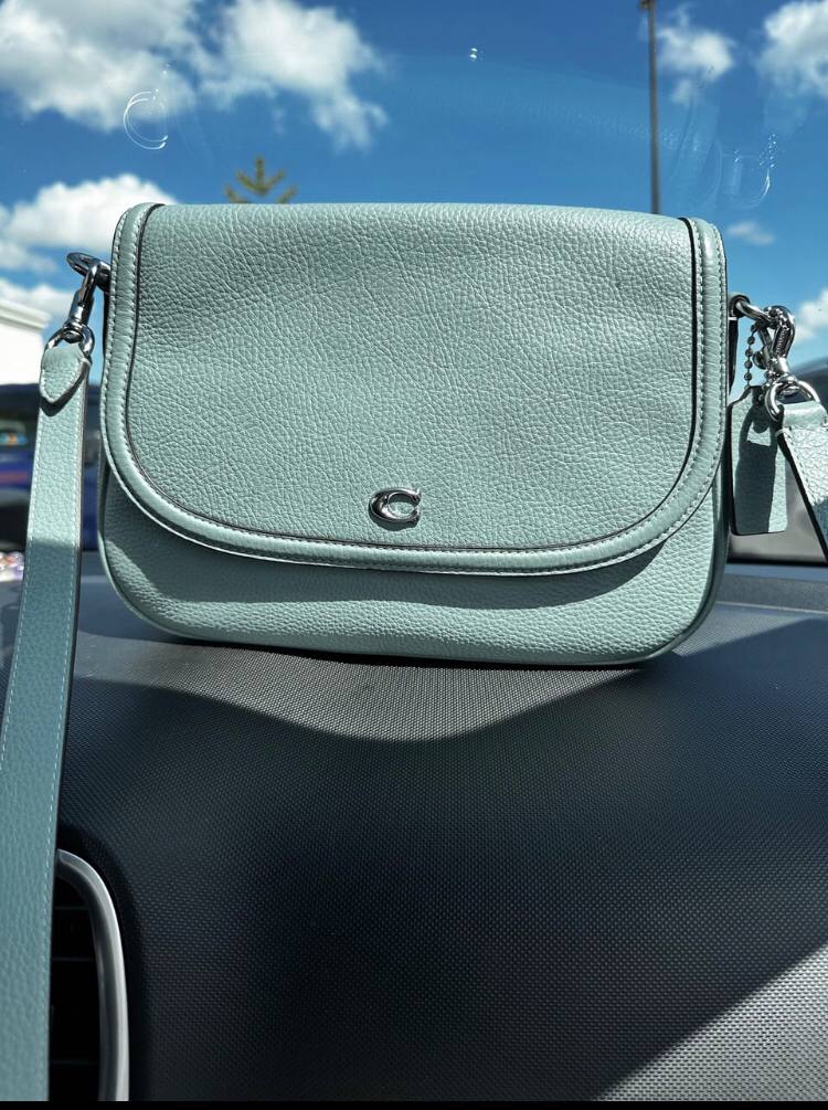 designer female handbags & purses pallet designer female handbags & purses pallet