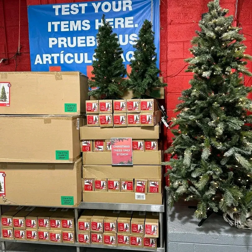 mixed christmas and halloween 🎃 pallets mixed christmas and halloween 🎃 pallets