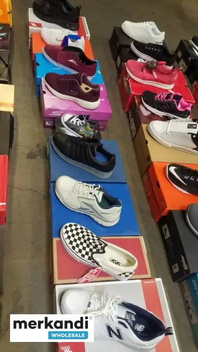 wholesale sneakers and shoes wholesale mix 50pairs. wholesale sneakers and shoes wholesale mix 50pairs.