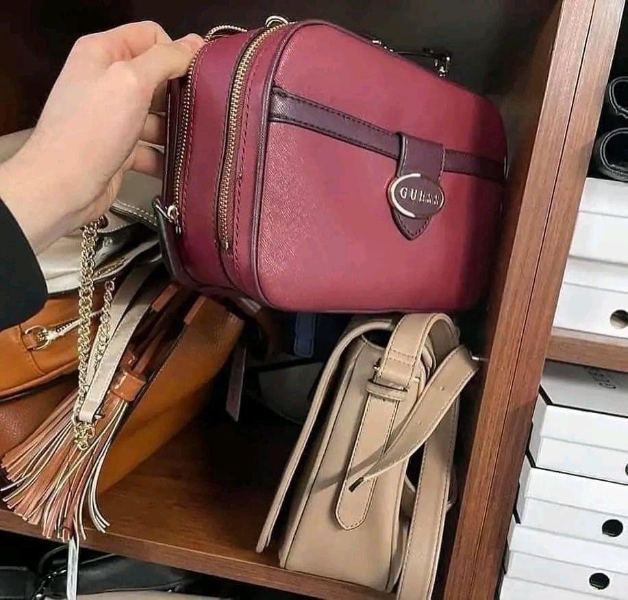 women fashion hand bags (pallet) women fashion hand bags (pallet)
