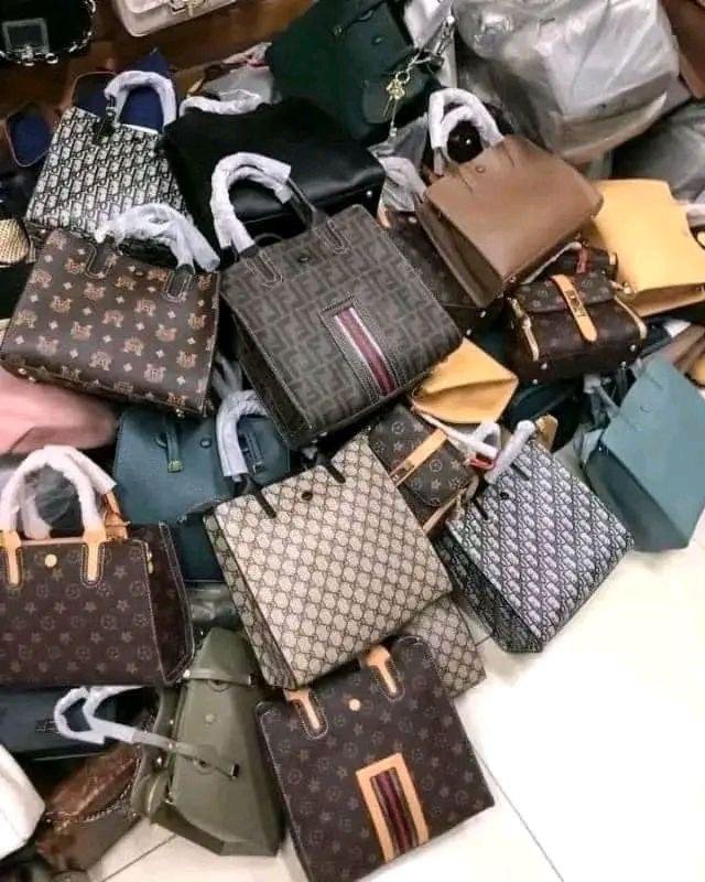 women fashion hand bags (pallet) women fashion hand bags (pallet)